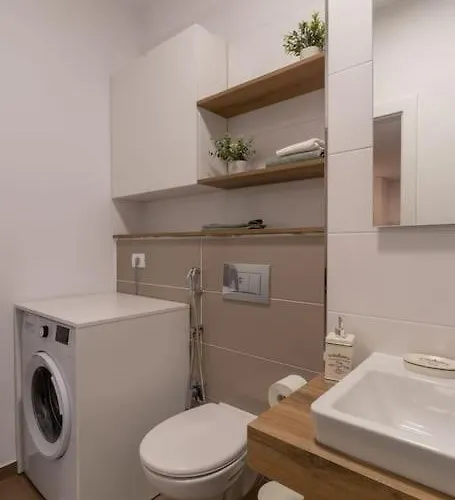 Apartamento Joy Nord One N2-66 Timişoara